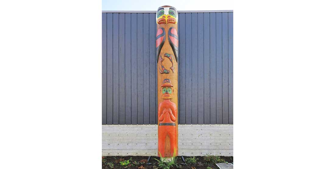 laconner swinomish library story pole