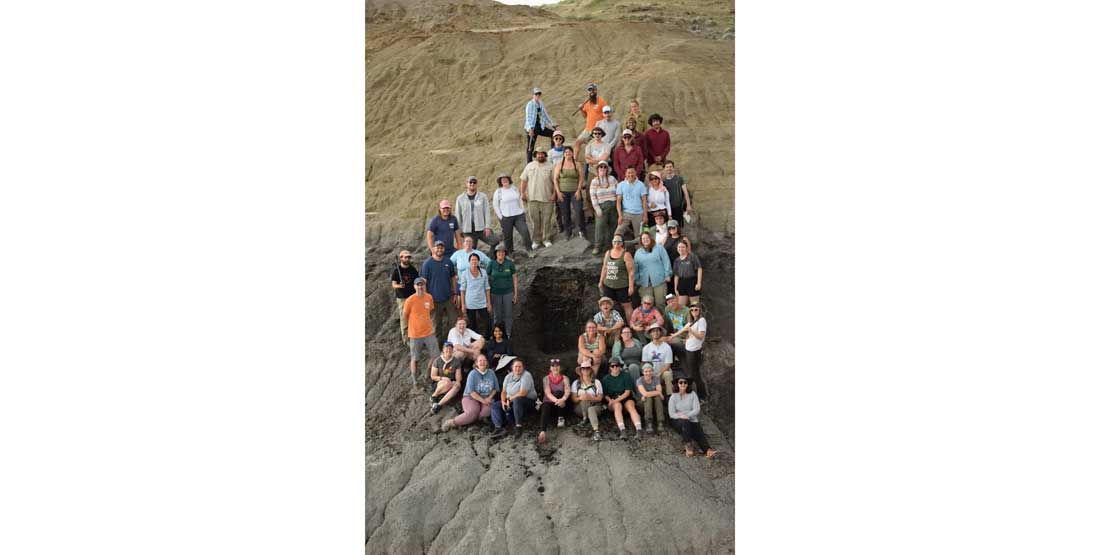 DIG Field school class of 2024 at the boundary line! 