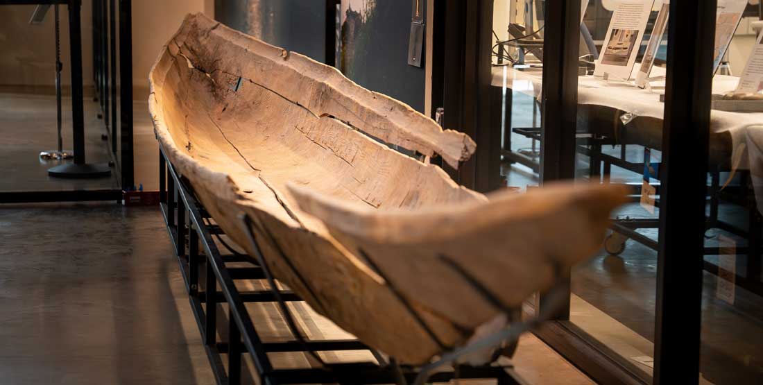 green river canoe display