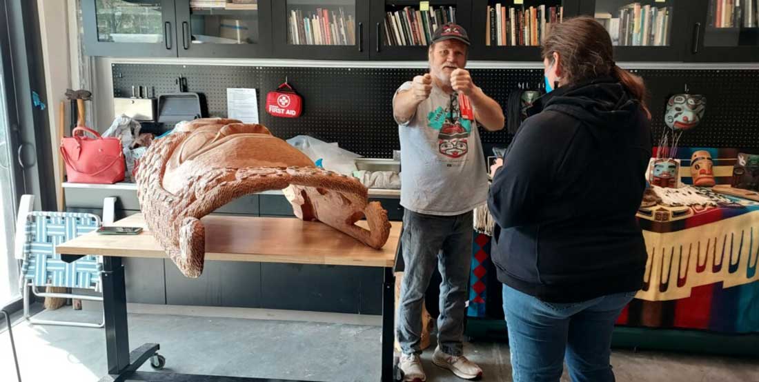 Tlingit artist Saał-Kaa Fred Fulmer in the Burke Artist Studio